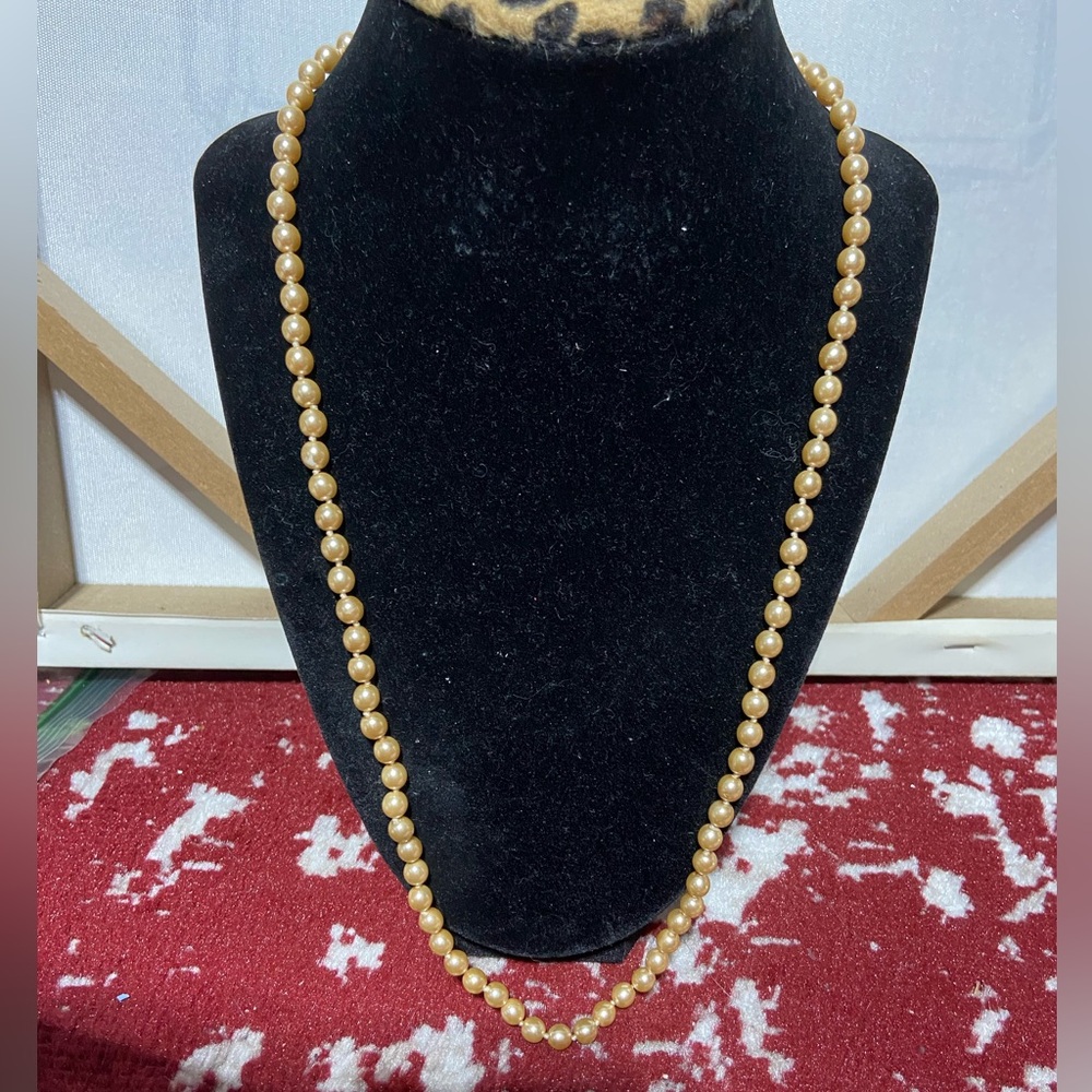 Vintage Faux Pearl Necklace With Hidden Clasp